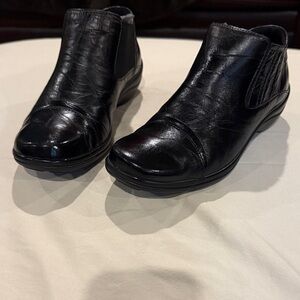 Romika Black Leather Ankle Booties sz 37